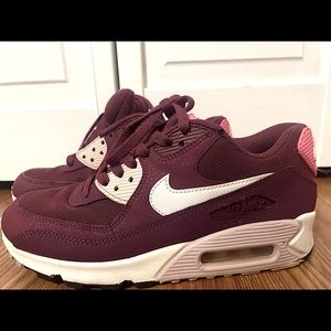 Women’s Nike Air Max Se90